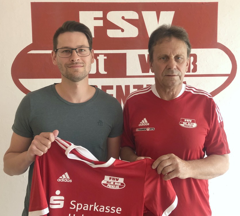 Andy Schwarz (links), Co-Trainer Jörg Scharein (rechts)